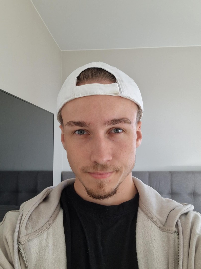 Tutor Nikolaj H.