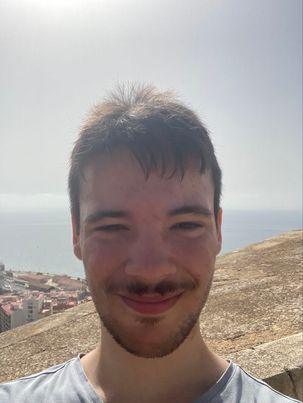 Tutor Raian A.
