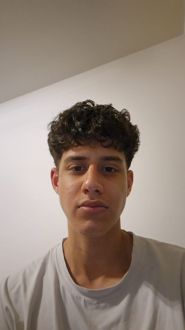 Tutor Hamza B.