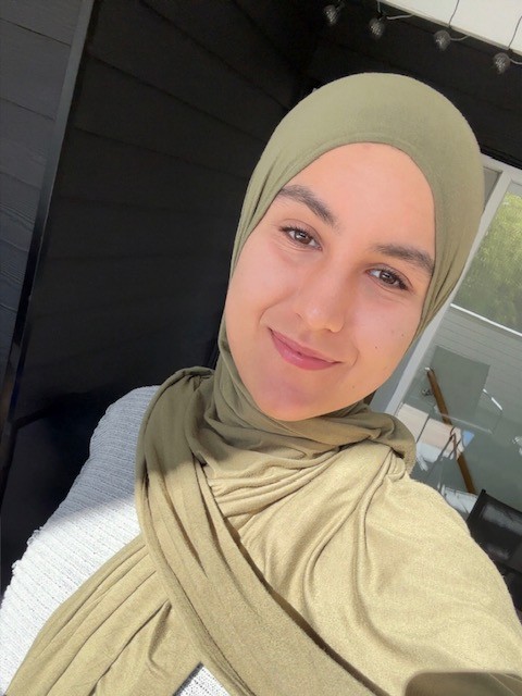 Tutor Asiya A.
